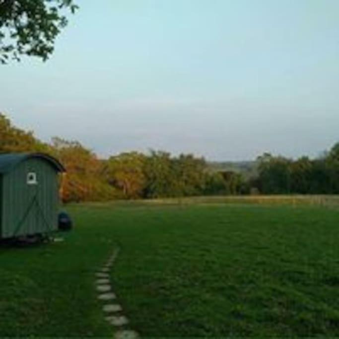 Skylark Shepherds Hut Ройал-Танбридж-Уэльс Экстерьер фото